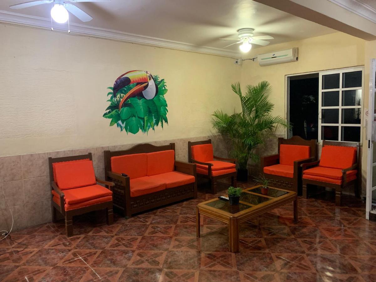 Hotel Tucán